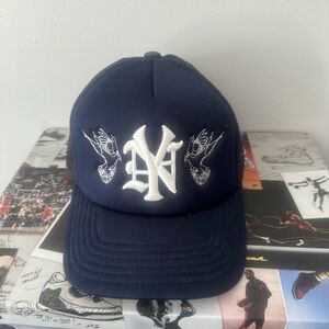 NY logo hat